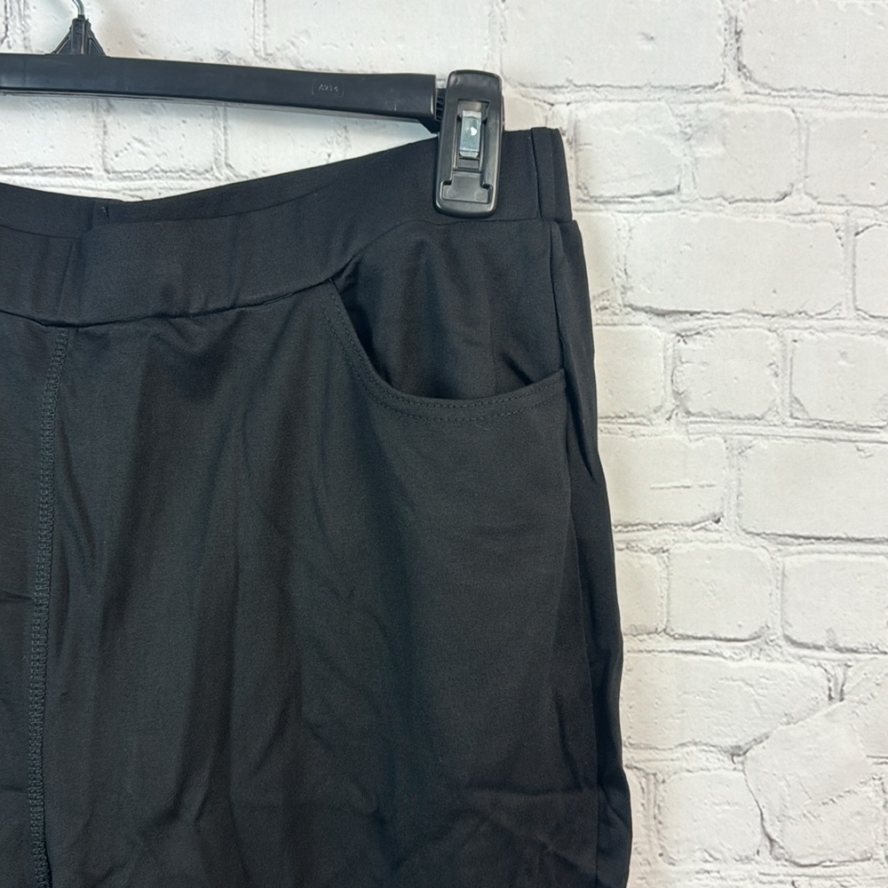 BloomChic Black Pull On Leggings Plus Size 2X - Picture 3 of 6